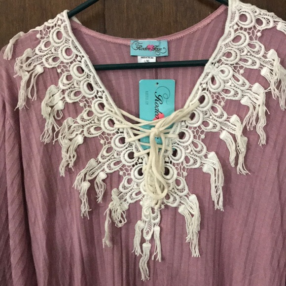 Ribbed Rodeo Fox 🦊 Lace Up tunic - Picture 2 of 4